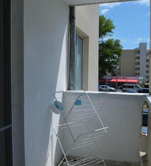 هتل Bravo 1 Apartments