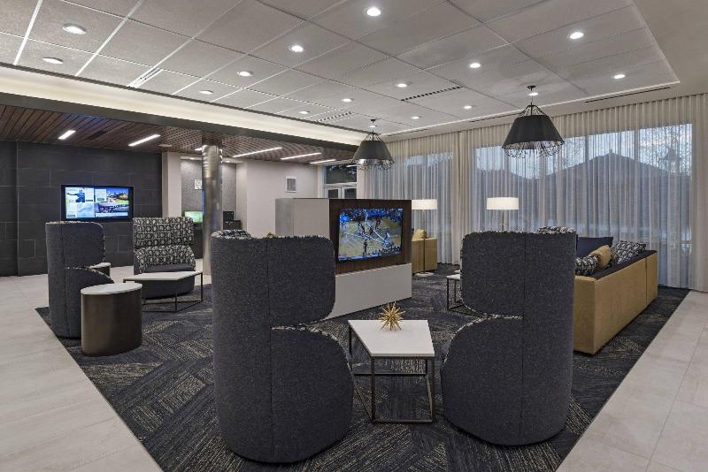 בית מלון כפרי Courtyard By Marriott Houston Sugar Land/lake Pointe