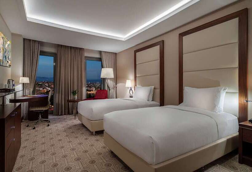 فندق Doubletree By Hilton Istanbul Topkapi