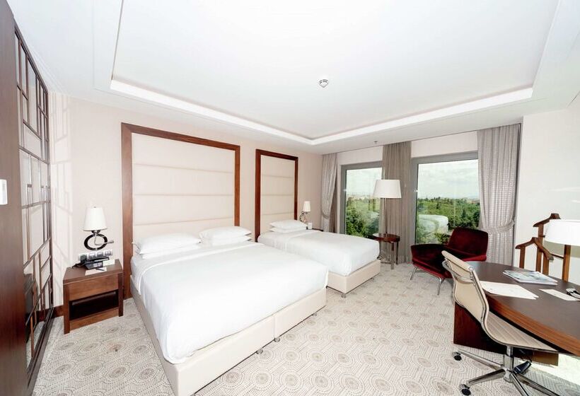 فندق Doubletree By Hilton Istanbul Topkapi