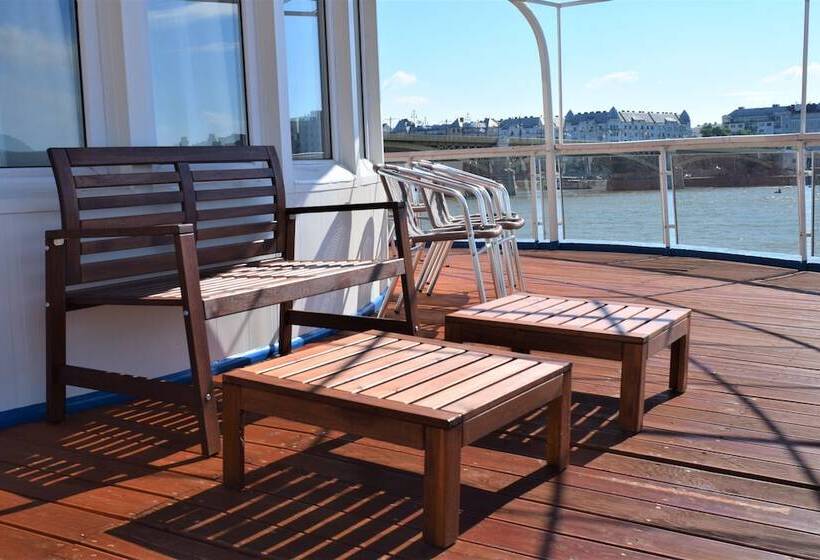 Fotos del hotel Grand Jules  Boat:  17