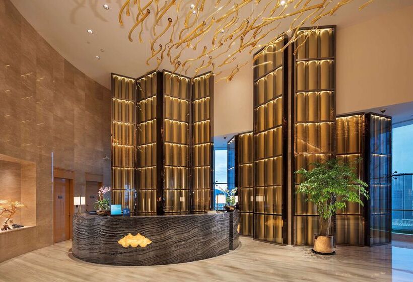 هتل Hilton Yantai