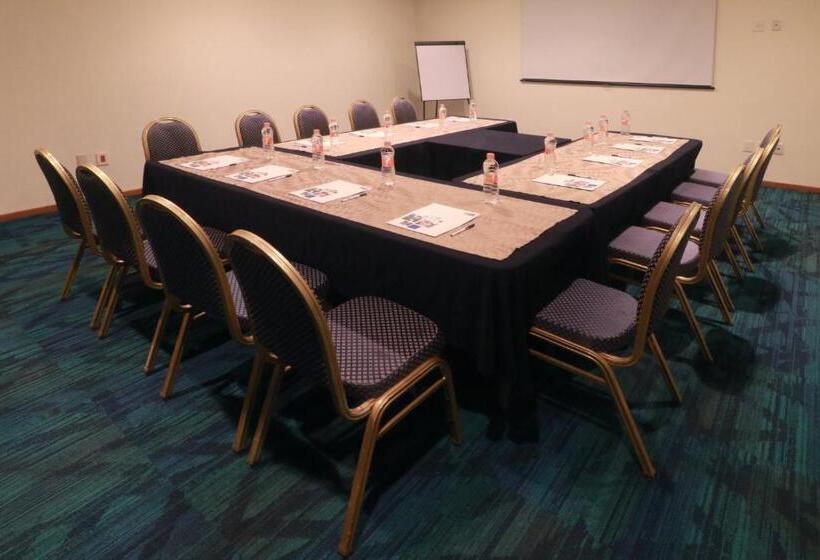 Otel Holiday Inn Express   Tuxpan, An Ihg