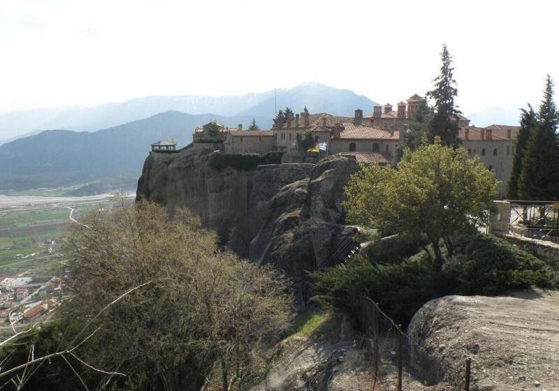 هتل Guesthouse Iridanos