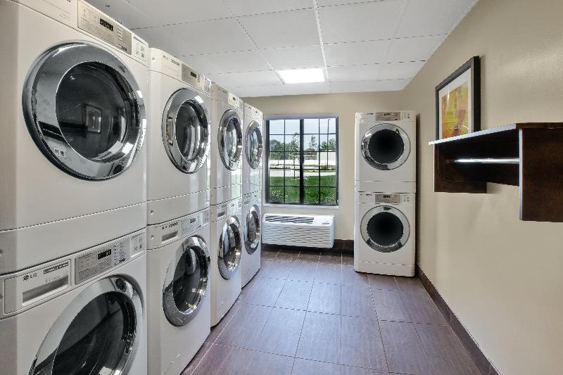 בית מלון כפרי Staybridge Suites   Benton Harbor St. Joseph, An Ihg
