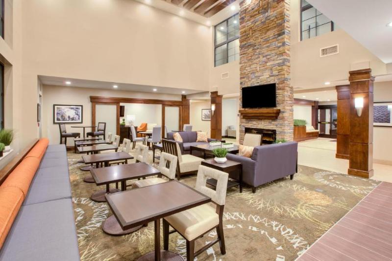 هتل Staybridge Suites Benton Harbor St. Joseph, An Ihg