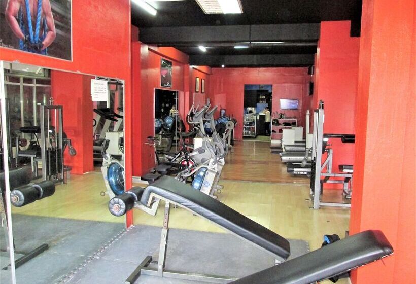 בית מלון כפרי Stonestown Suites