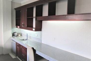 Fotos del hotel Stonestown Suites:  15