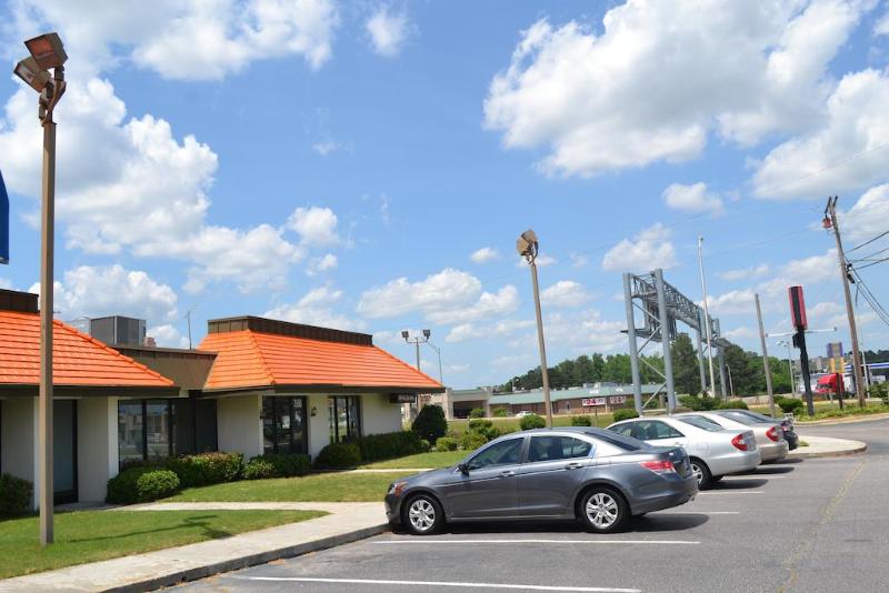 فندق Super 8 By Wyndham Rocky Mount I 95 Exit 145