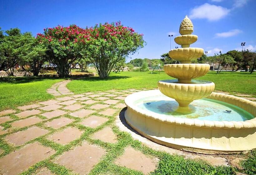 فندق Villaggio Dei Pini