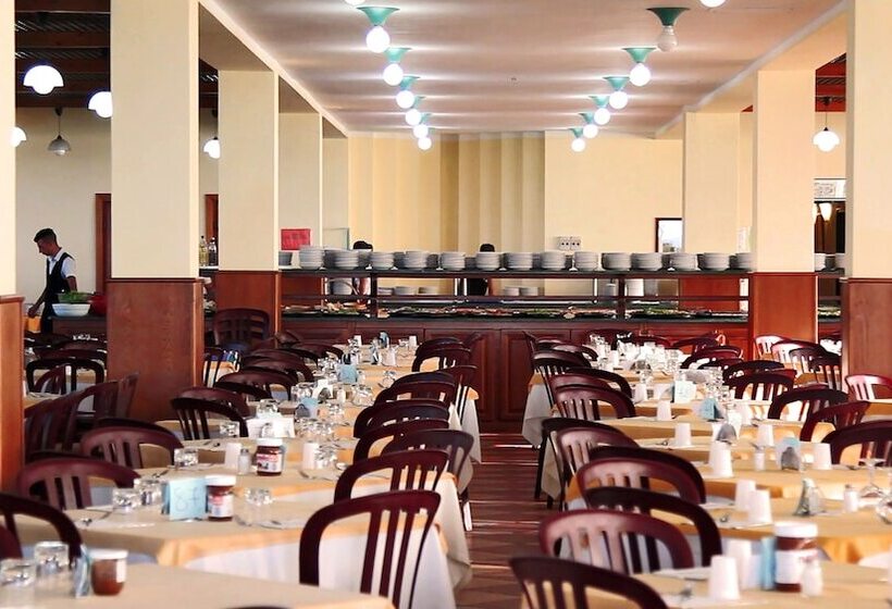 فندق Villaggio Dei Pini