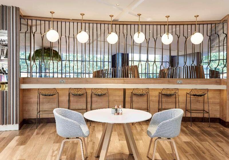 Fotos del hotel Novotel London Heathrow Airport T1 T2 And T3:  10