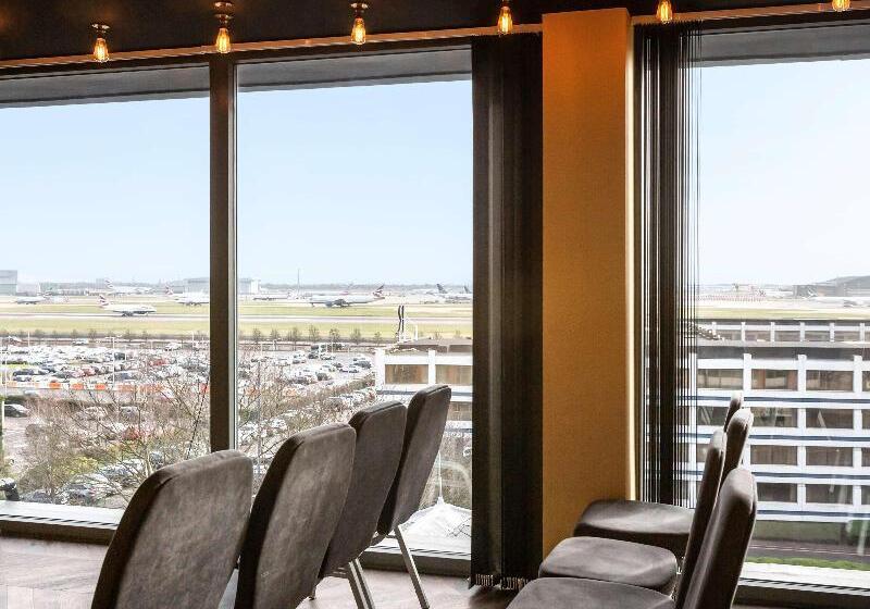 Fotos del hotel Novotel London Heathrow Airport T1 T2 And T3:  12