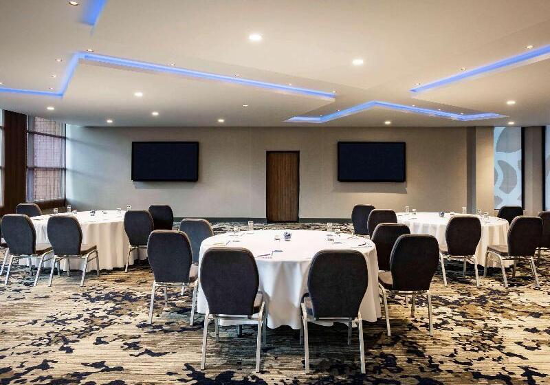 Fotos del hotel Novotel London Heathrow Airport T1 T2 And T3:  4