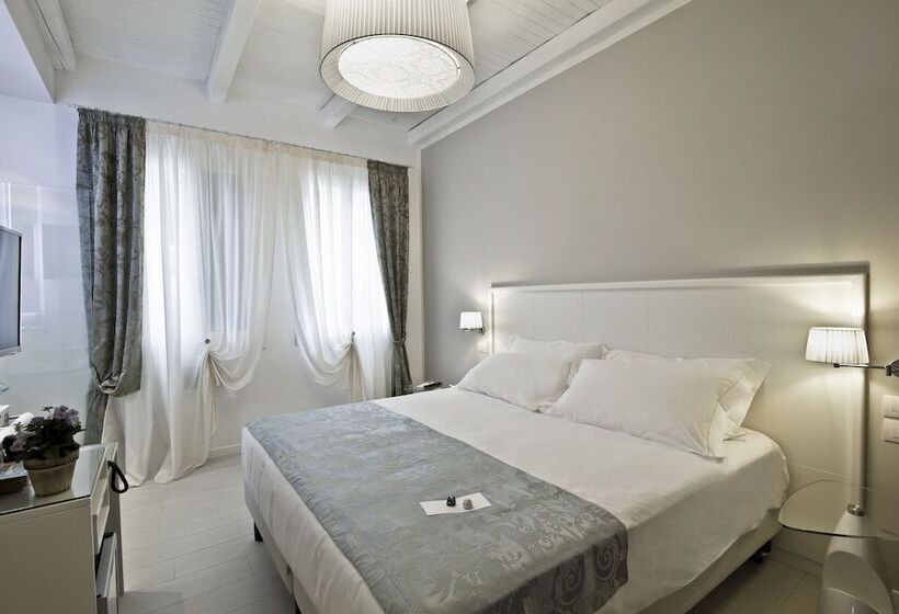 پانسیون Chiara Lodge
