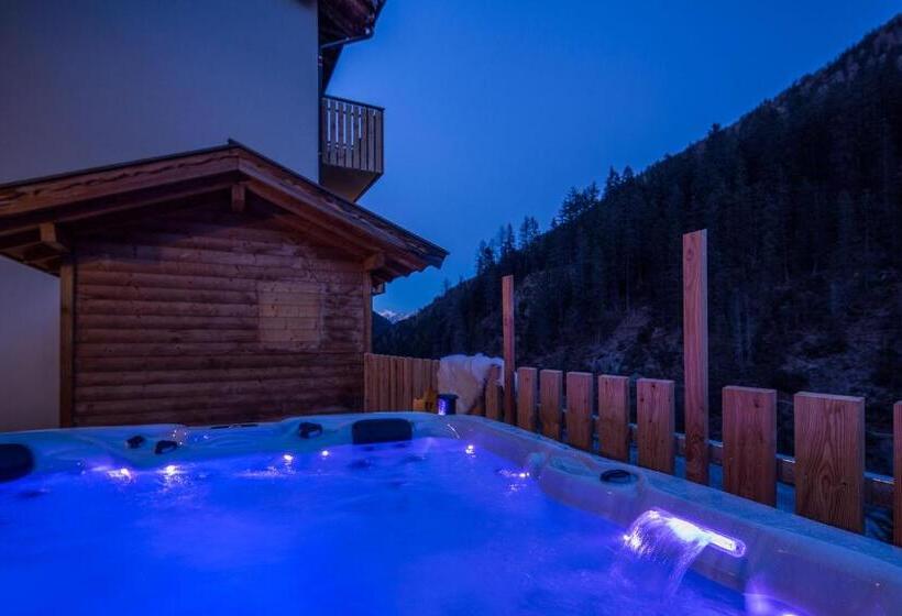 Stelvio Residence