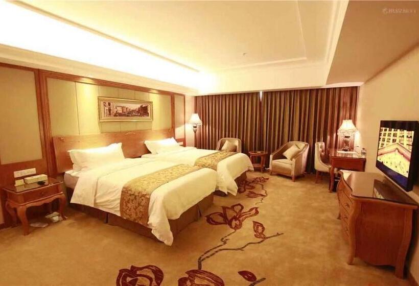 Vienna Hotel Shanwei Chengqu Xingye Road
