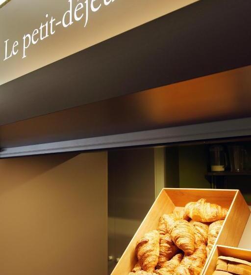 B&b Hotel Nantes Aéroport