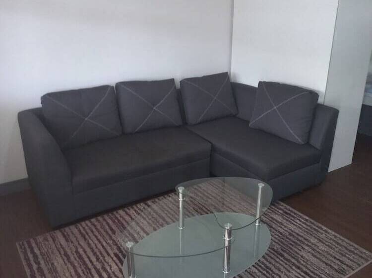 פונדק Kingston Lodge