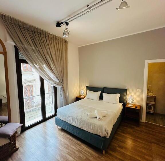 هتل B&b Degli Artisti Suite