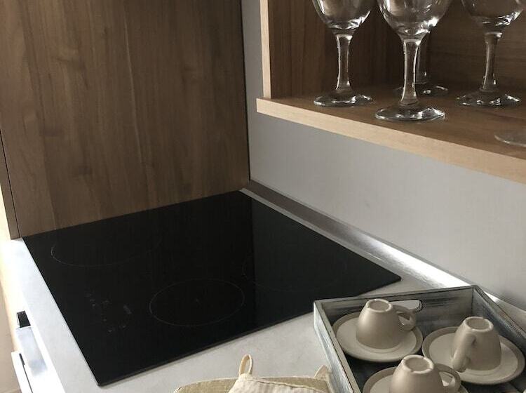 هتل B&b Degli Artisti Suite