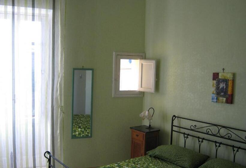 هتل B&b Mare Di S. Lucia
