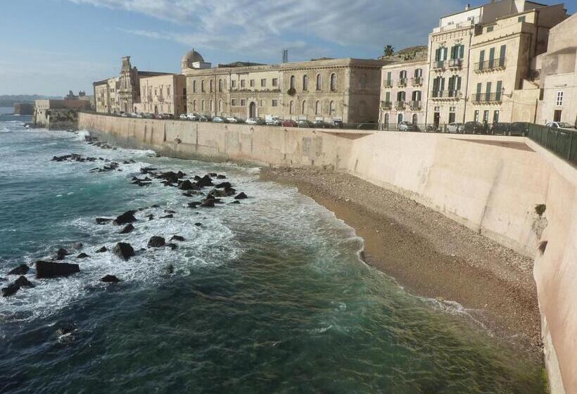هتل B&b Mare Di S. Lucia