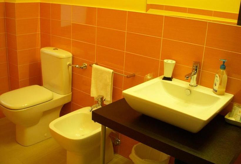 هتل B&b Neapolis