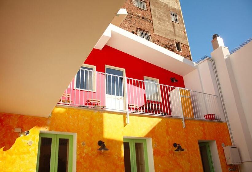 هتل City In Hostel B&b