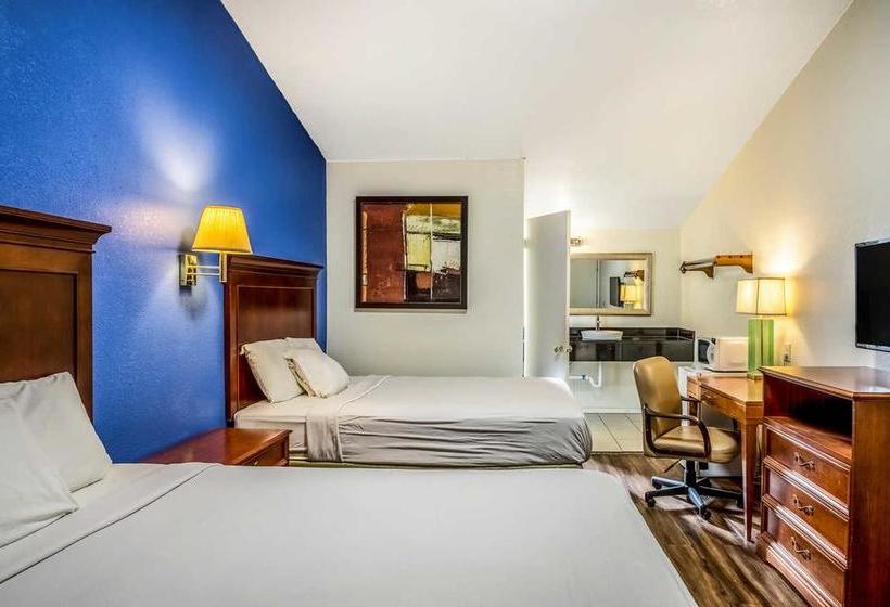 فندق Rodeway Inn Oakley