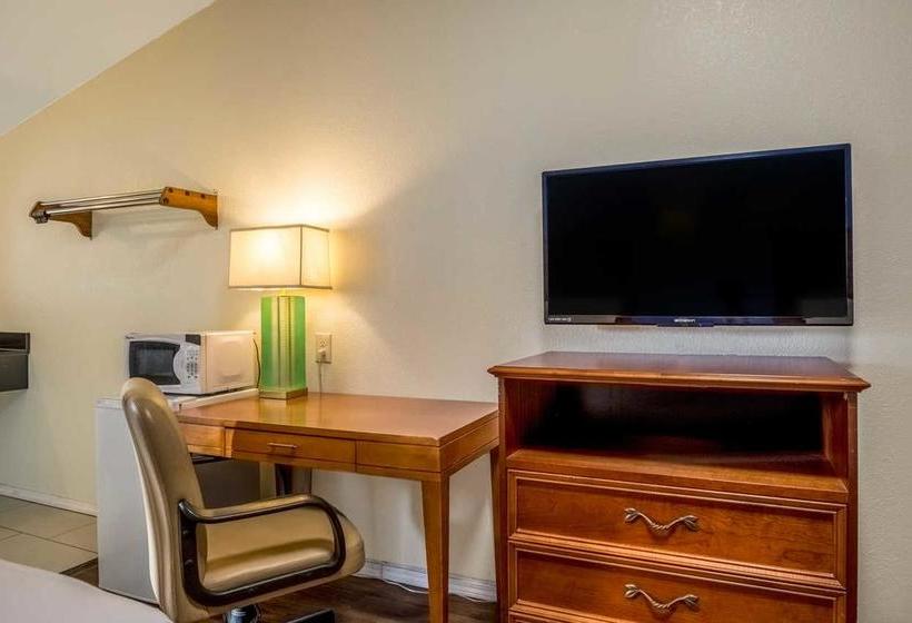 فندق Rodeway Inn Oakley