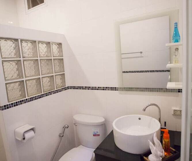 فندق The Loft Room Ubon