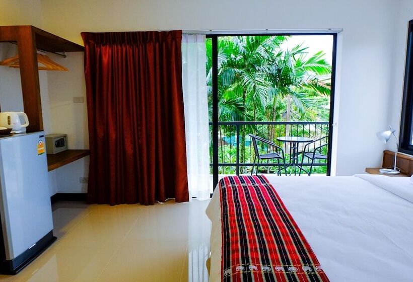هتل The Umbrella House   Sha Extra Plus