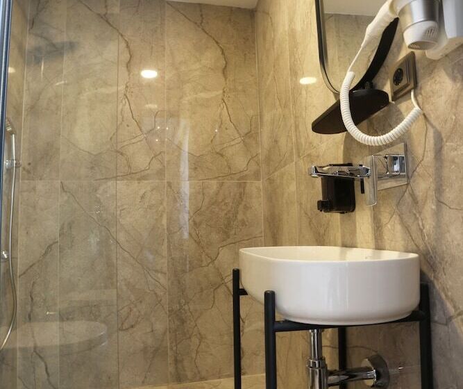 Riva Hotel Alsancak