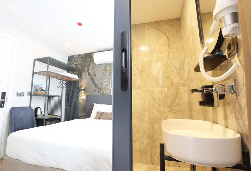 Riva Hotel Alsancak