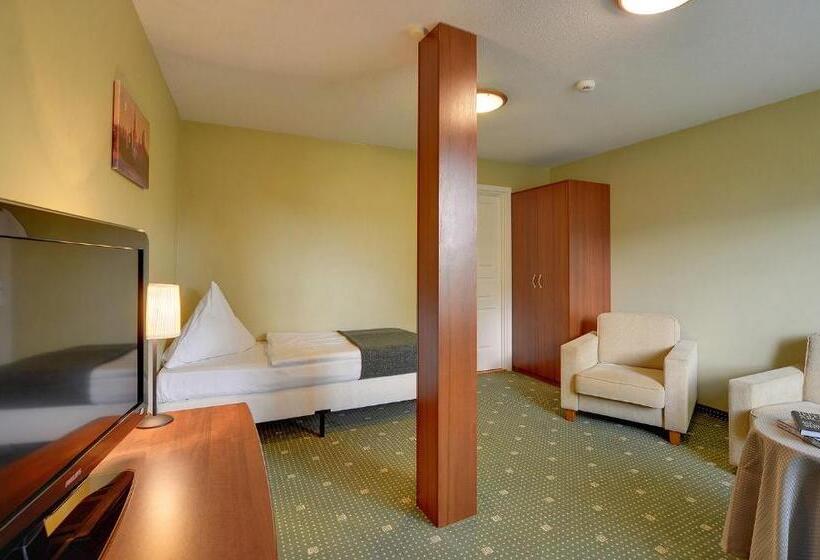 Belweder   Przy Hotelu Golebiewski