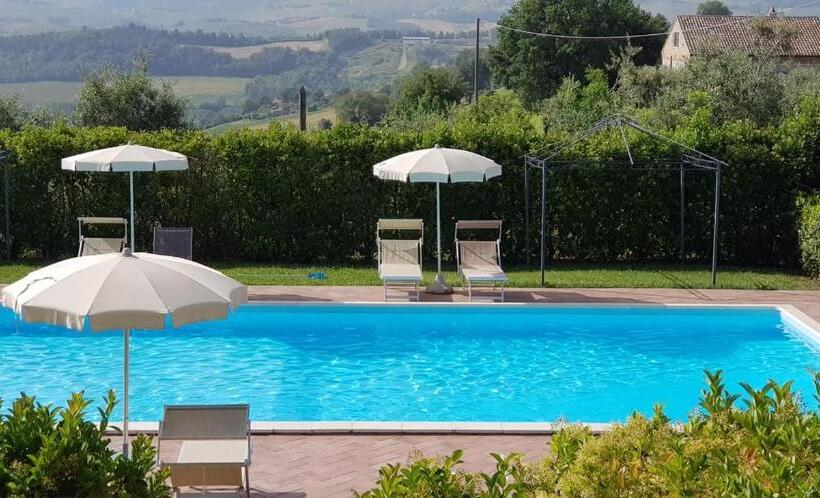 هتل Agriturismo Fiore Di Campo