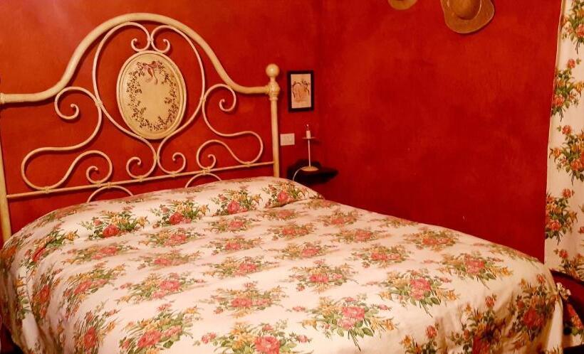 هتل Agriturismo Fiore Di Campo