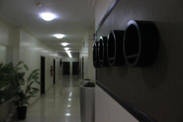 هتل Al Amoria Apartments