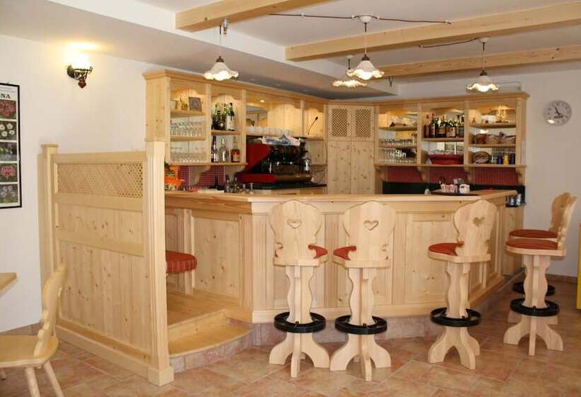 בית מלון כפרי Aplis