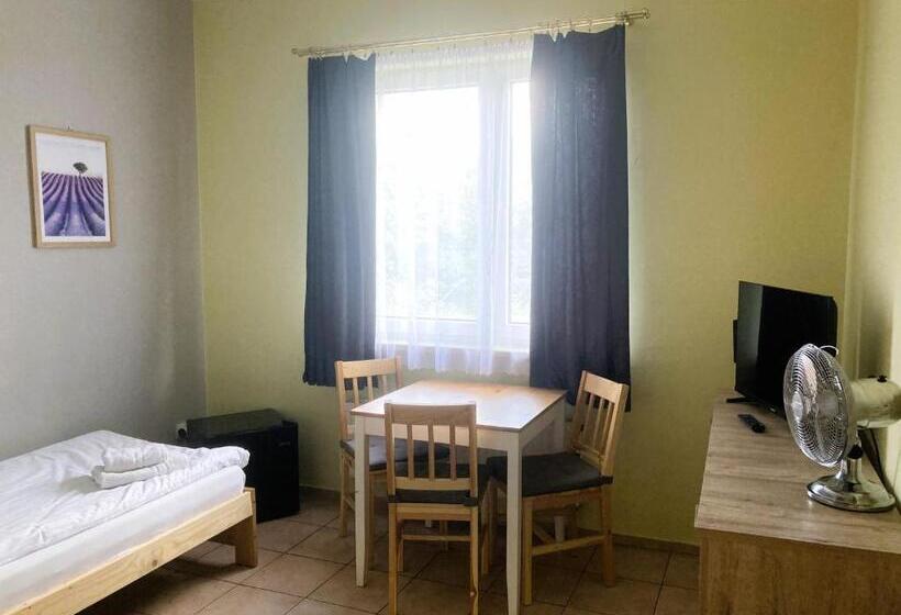 בית מלון כפרי Ava