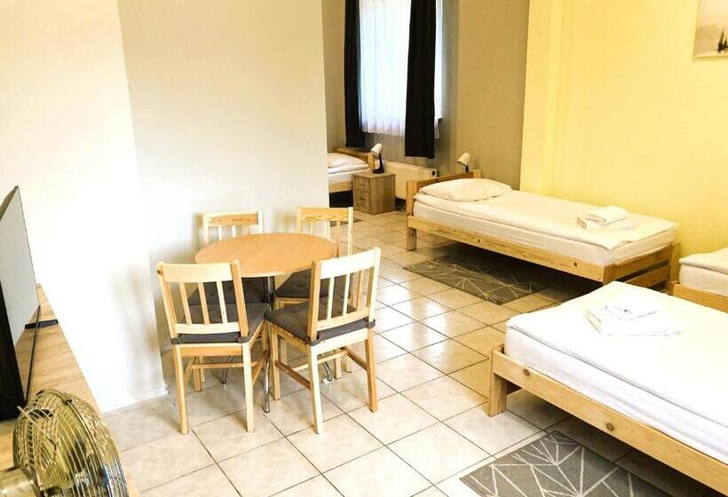 בית מלון כפרי Ava