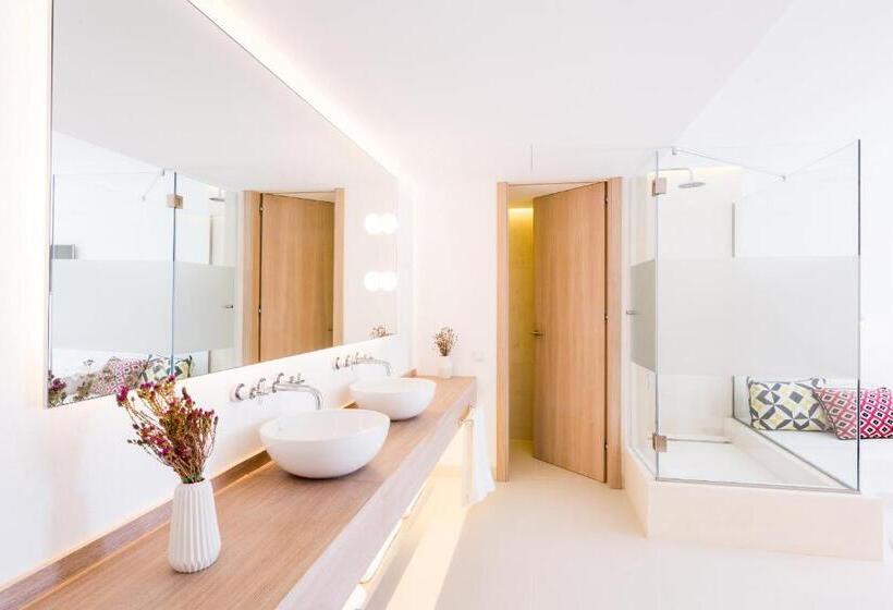 هتل Gatzara Suites Santa Gertrudis