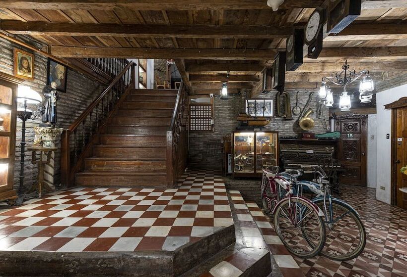 هتل Grandpa S Inn Vigan