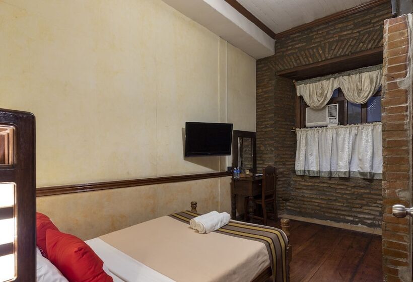 هتل Grandpa S Inn Vigan