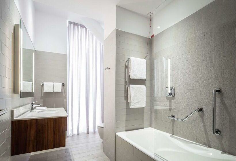 Fotos del hotel Hilton Garden Inn Bucharest:  46