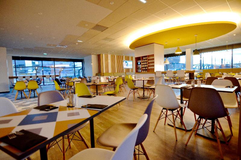 هتل Holiday Inn Express   Paris   Cdg Airport, An Ihg