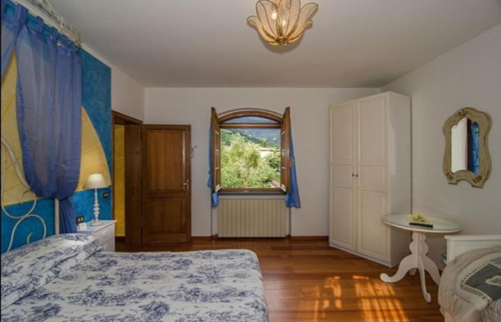 هتل La Casa Gialla