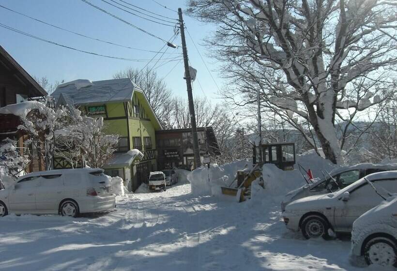 בית מלון כפרי Soratobu Usagi