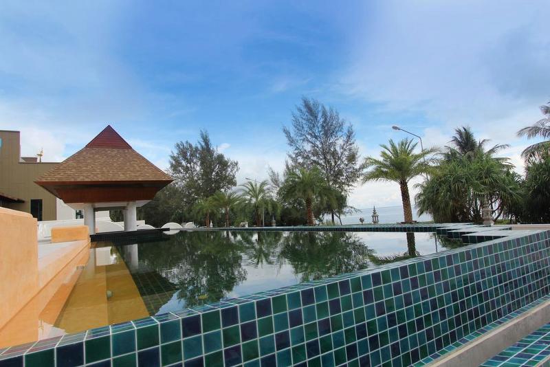 هتل Maikhao Palm Beach Resort   Sha Plus